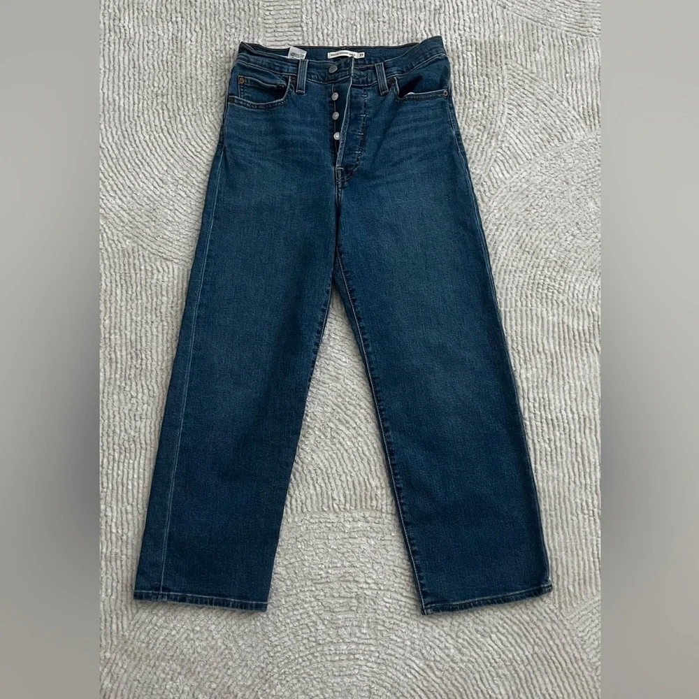 High Rise Blue Jeans - Picture 3 of 12